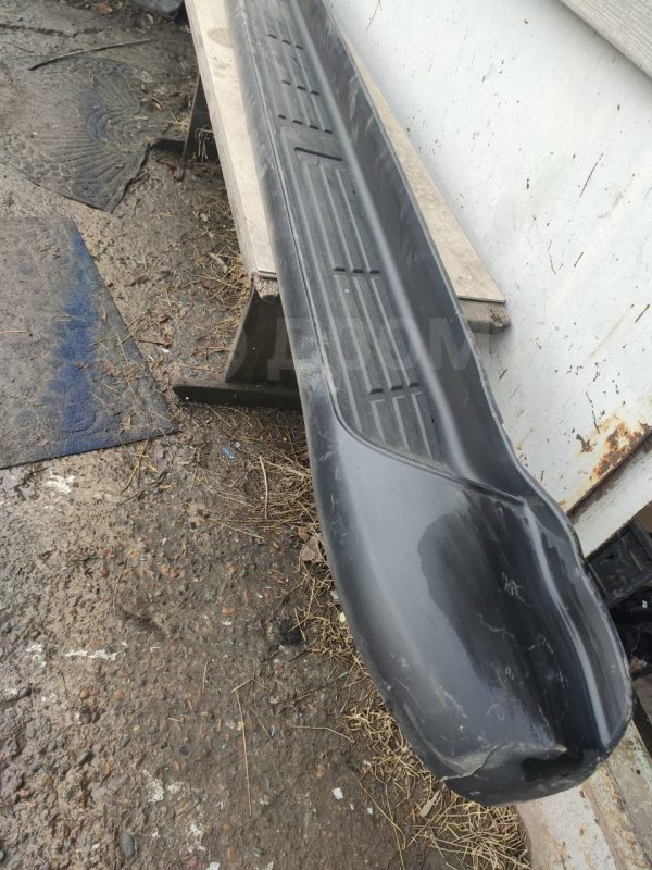 Накладка подножки, 2000 рублей, Красноярск