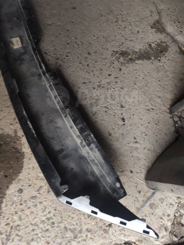 Накладка решетки радиатора, 2000 рублей, Красноярск