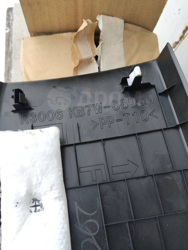 Обшивка крышки багажника, 2000 рублей, Красноярск