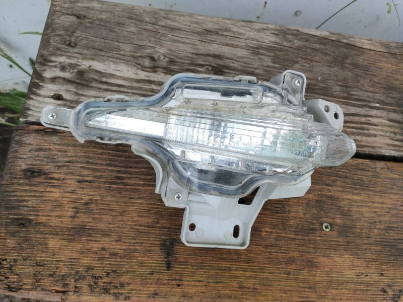 Поворотник, 2000 рублей, Красноярск