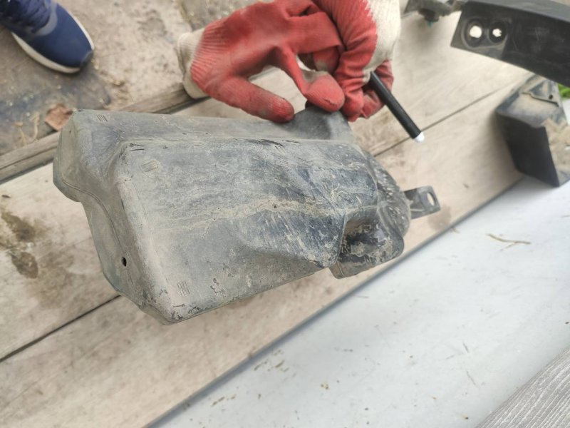 Резонатор воздушного фильтра, 2000 рублей, Красноярск