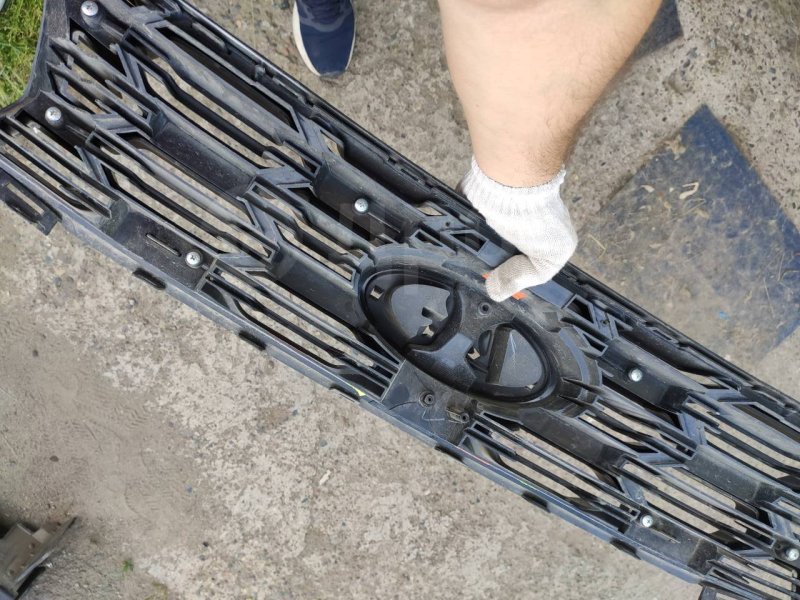 Решетка радиатора, 1000 рублей, Красноярск