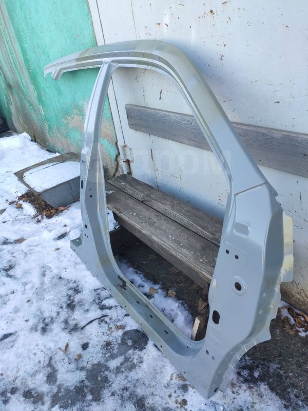 Стойка кузова, 8000 рублей, Красноярск