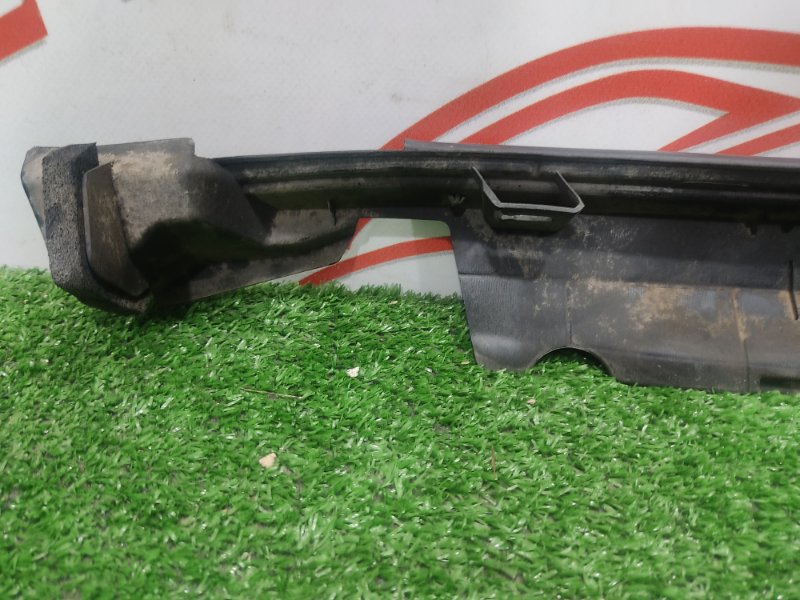 Накладка крыла, 2000 рублей, Красноярск