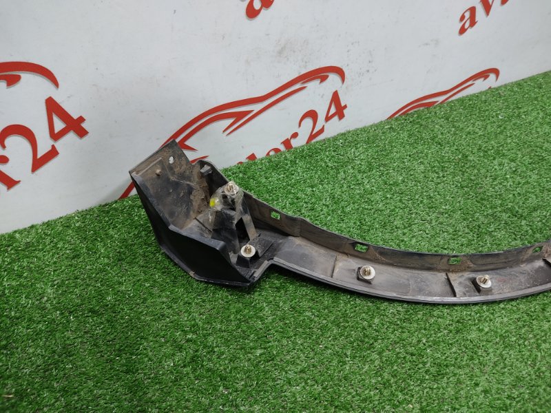 Накладка крыла, 2000 рублей, Красноярск