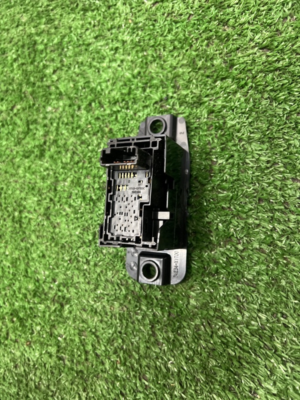 Кнопка стеклоподъемника, 1500 рублей, Красноярск