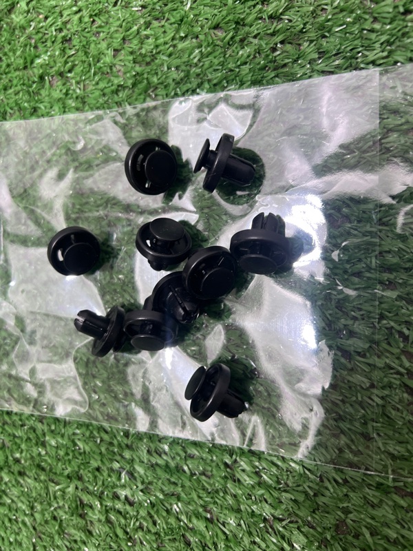 Клипса кузова, 28 рублей, Красноярск