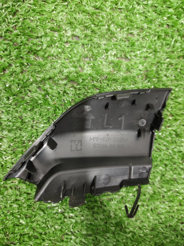 Заглушка буксировочного крюка, 500 рублей, Красноярск