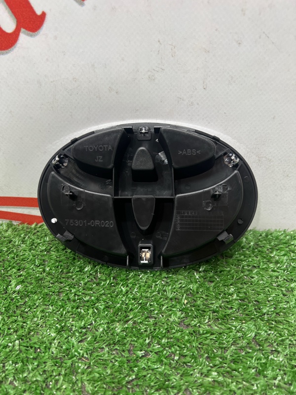 Эмблема решетки радиатора, 1800 рублей, Красноярск