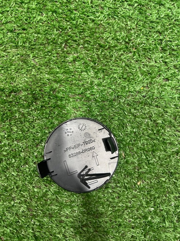 Заглушка буксировочного крюка, 600 рублей, Красноярск