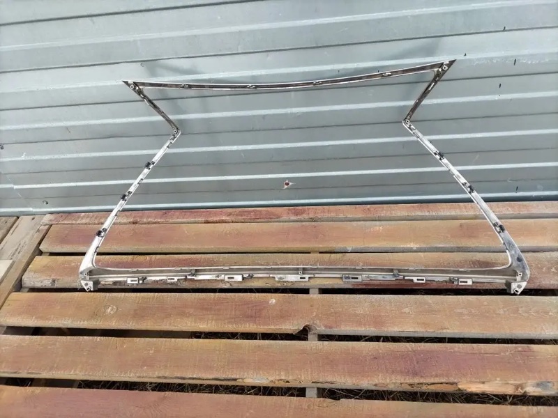 Молдинг решетки радиатора, 8000 рублей, Кузнецово