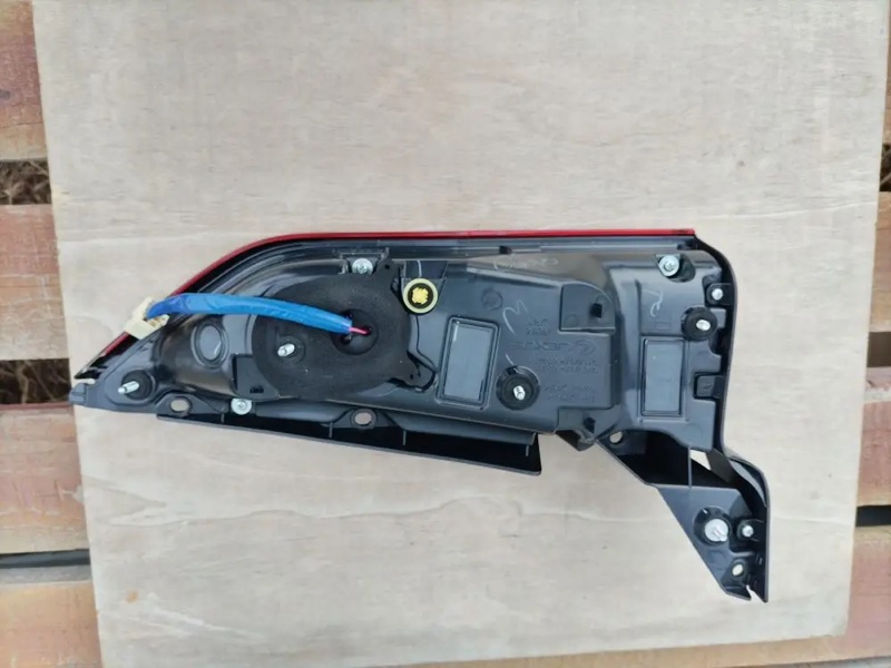 Фонарь в крышку багажника, 30000 рублей, Кузнецово