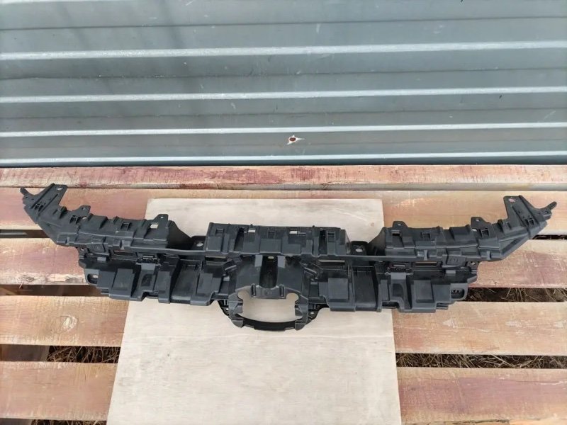 Кронштейн решетки радиатора, 3000 рублей, Кузнецово