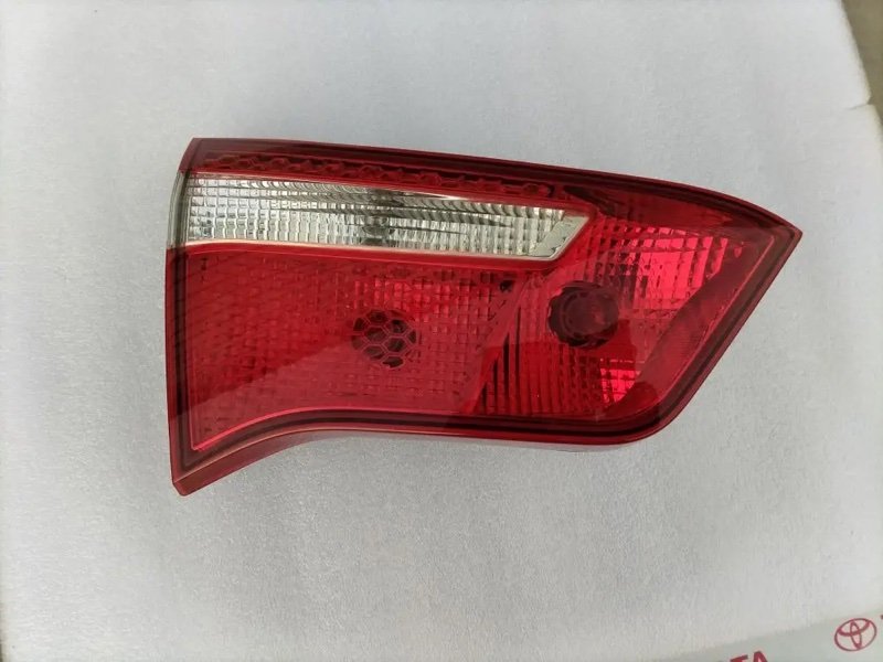 Фонарь в крышку багажника, 3000 рублей, Кузнецово