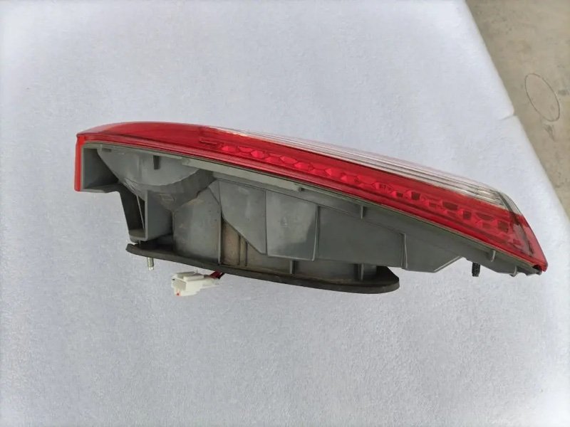 Фонарь в крышку багажника, 3000 рублей, Кузнецово