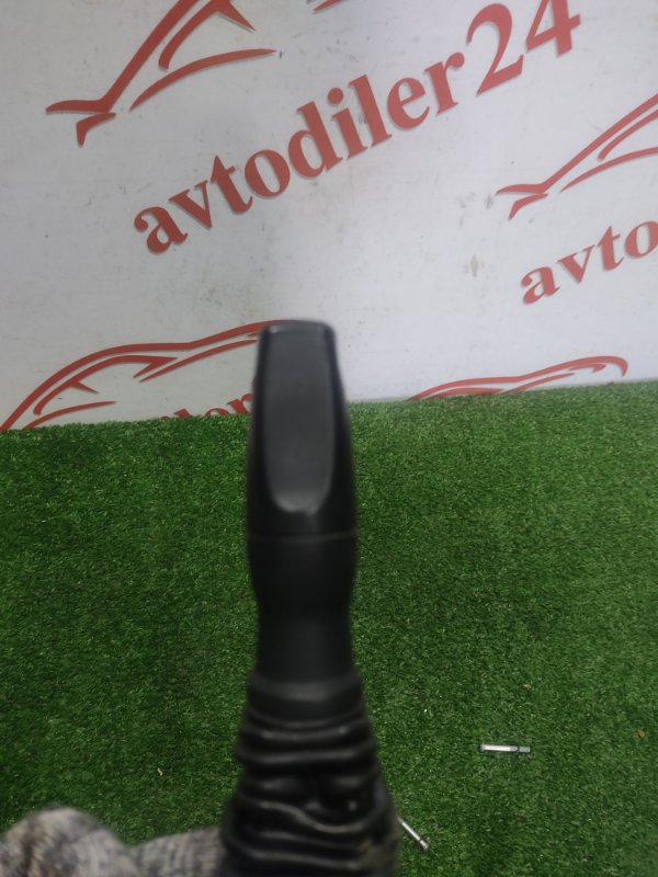 Подрулевой переключатель поворотников, 1000 рублей, Красноярск