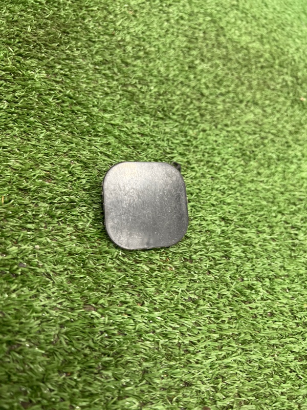 Заглушка буксировочного крюка, 300 рублей, Красноярск