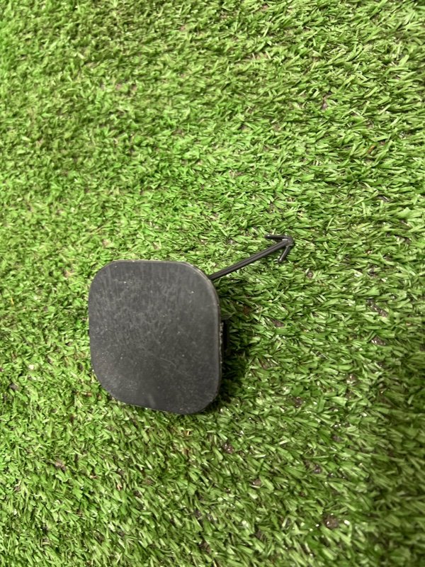 Заглушка буксировочного крюка, 300 рублей, Красноярск