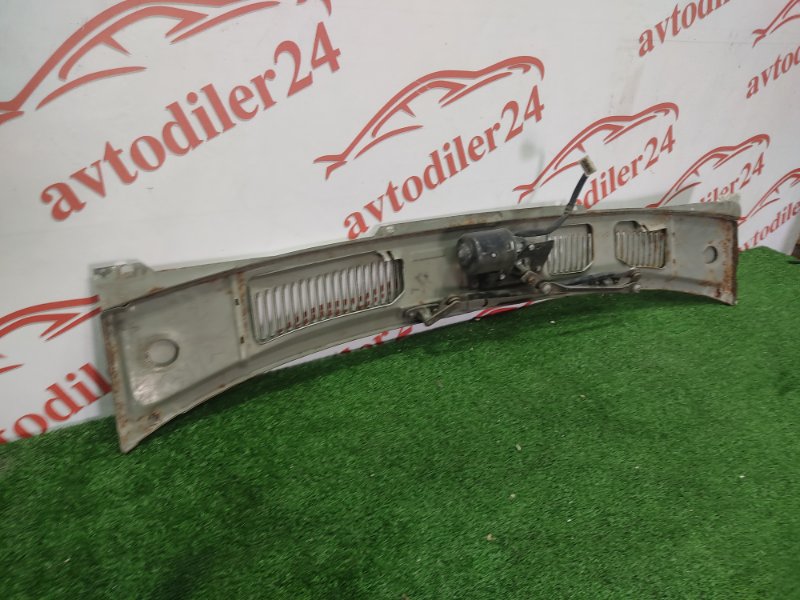 Трапеция дворников, 1000 рублей, Красноярск