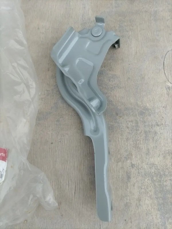 Петля капота, 2000 рублей, Кузнецово