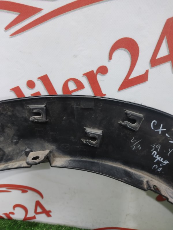 Накладка крыла, 3000 рублей, Красноярск