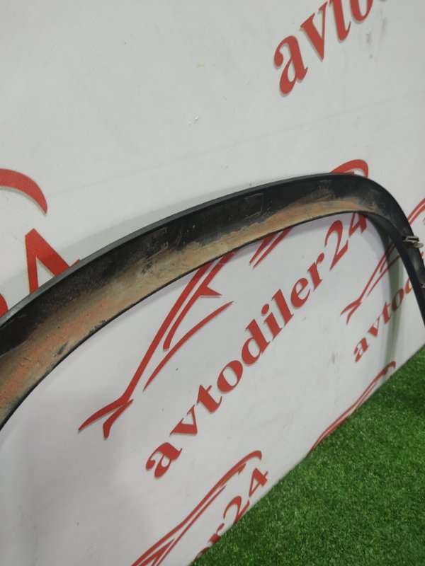 Накладка крыла, 1000 рублей, Красноярск