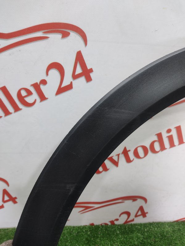 Накладка крыла, 1000 рублей, Красноярск