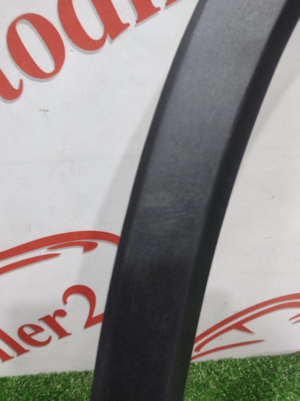 Накладка крыла, 1000 рублей, Красноярск