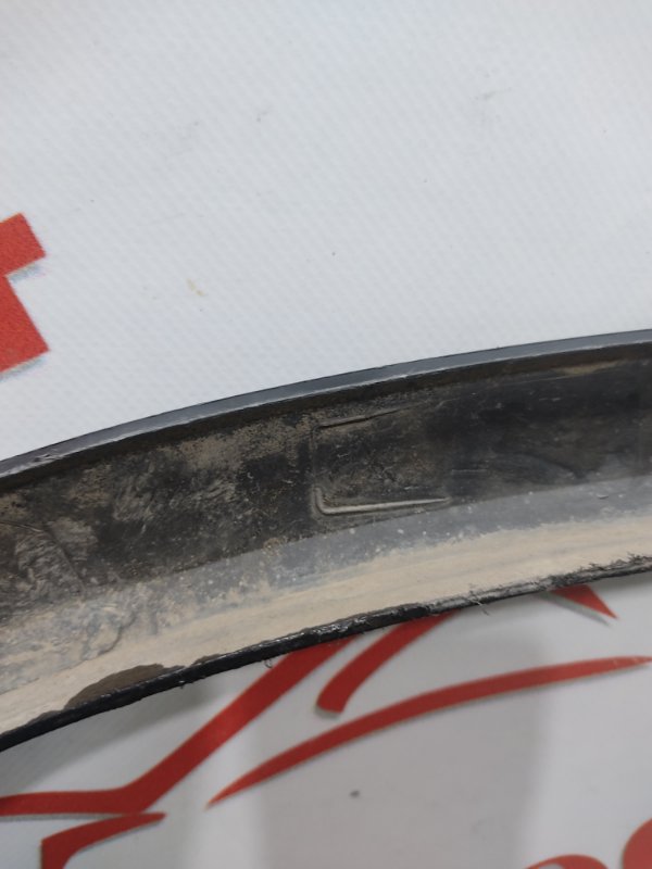 Накладка крыла, 1000 рублей, Красноярск