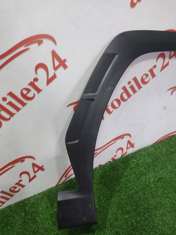 Накладка крыла, 2000 рублей, Красноярск