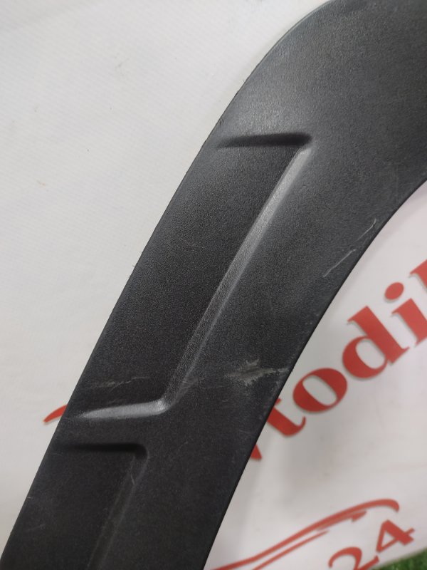 Накладка крыла, 2000 рублей, Красноярск