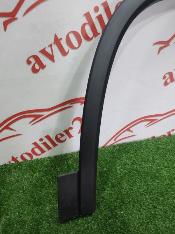 Накладка крыла, 1000 рублей, Красноярск