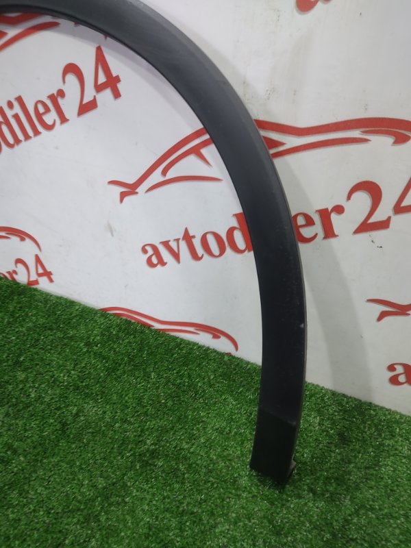 Накладка крыла, 1000 рублей, Красноярск