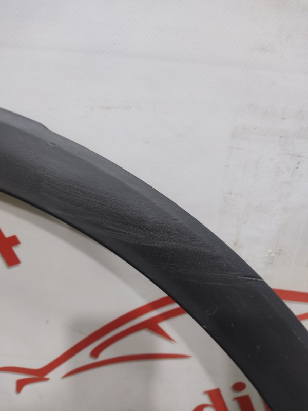 Накладка крыла, 1000 рублей, Красноярск