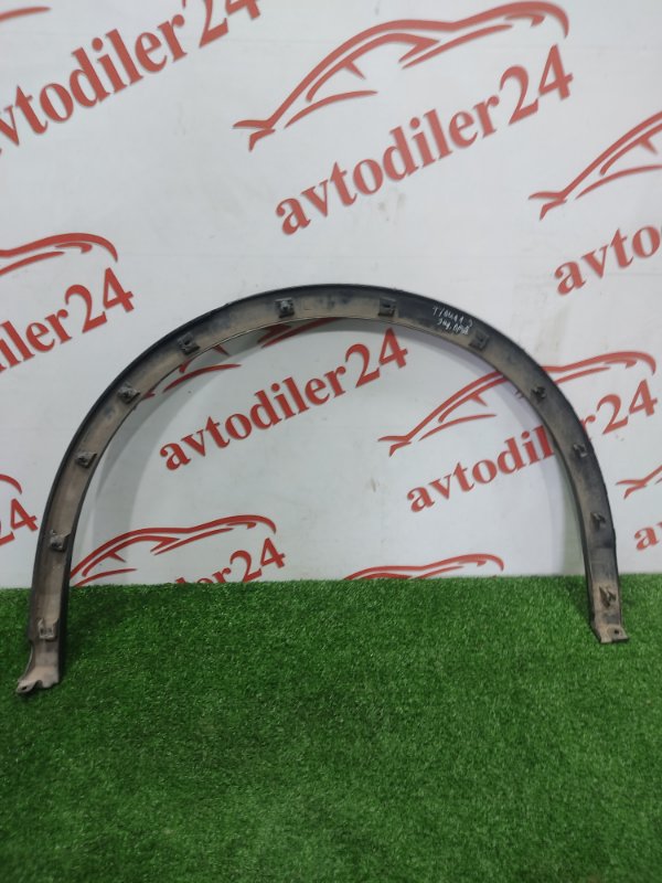 Накладка крыла, 1000 рублей, Красноярск