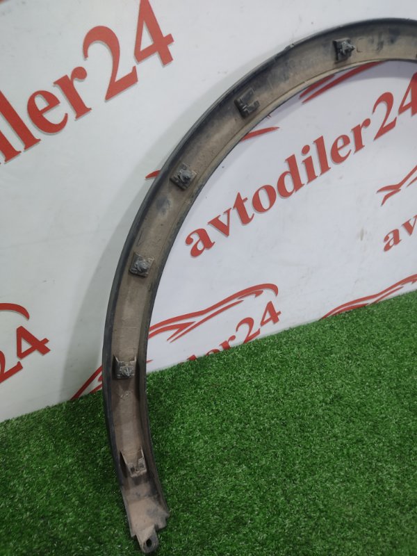 Накладка крыла, 1000 рублей, Красноярск