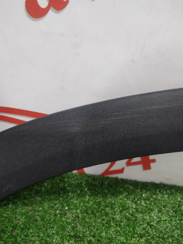 Накладка крыла, 1000 рублей, Красноярск