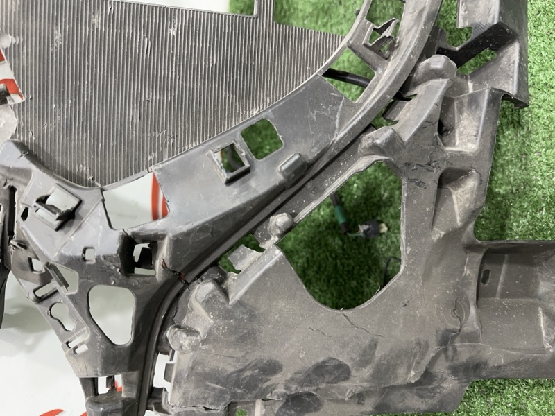 Кронштейн решетки радиатора, 1500 рублей, Красноярск