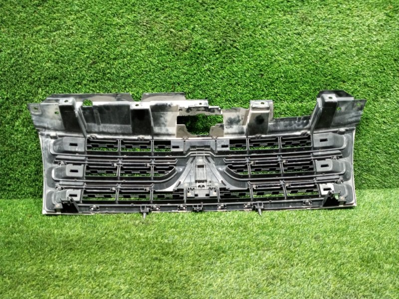 Решетка радиатора, 9000 рублей, Пешки