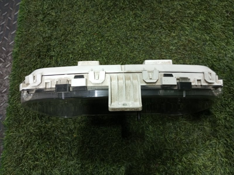 Панель приборов, 2000 рублей, Пешки