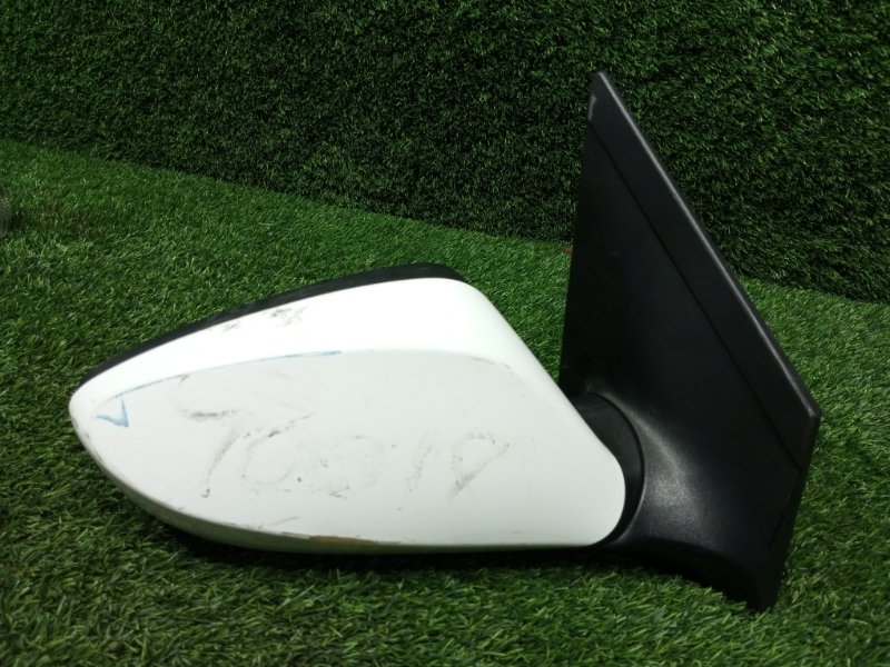 Зеркало боковое, 2000 рублей, Пешки