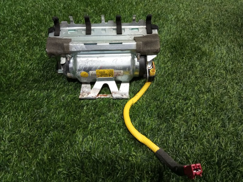 Подушка безопасности пассажира, 1000 рублей, Пешки