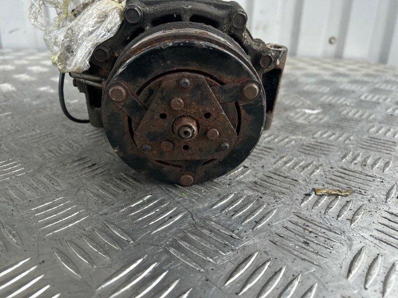 Компрессор кондиционера, 7500 рублей, Пешки