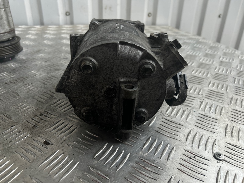 Компрессор кондиционера, 9000 рублей, Пешки