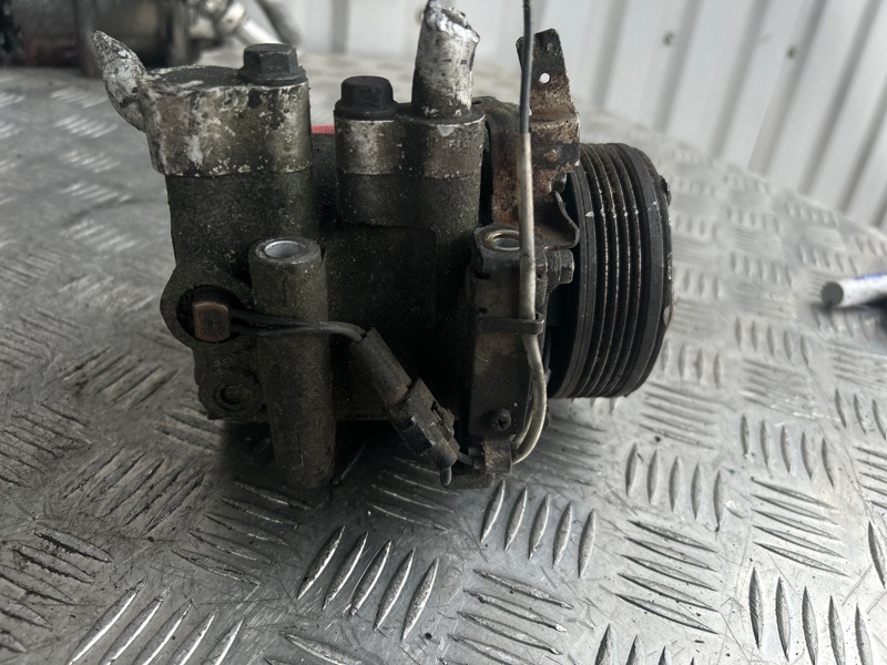 Компрессор кондиционера, 3000 рублей, Пешки