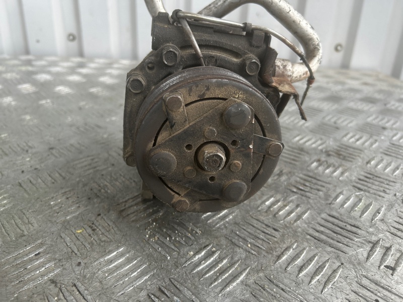 Компрессор кондиционера, 3000 рублей, Пешки