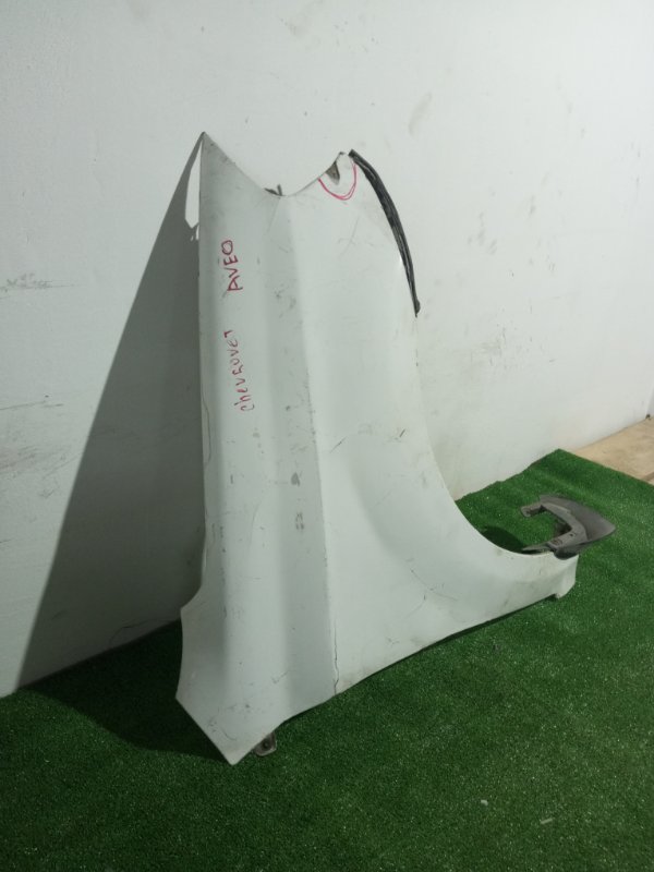 Крыло, 2000 рублей, Пешки