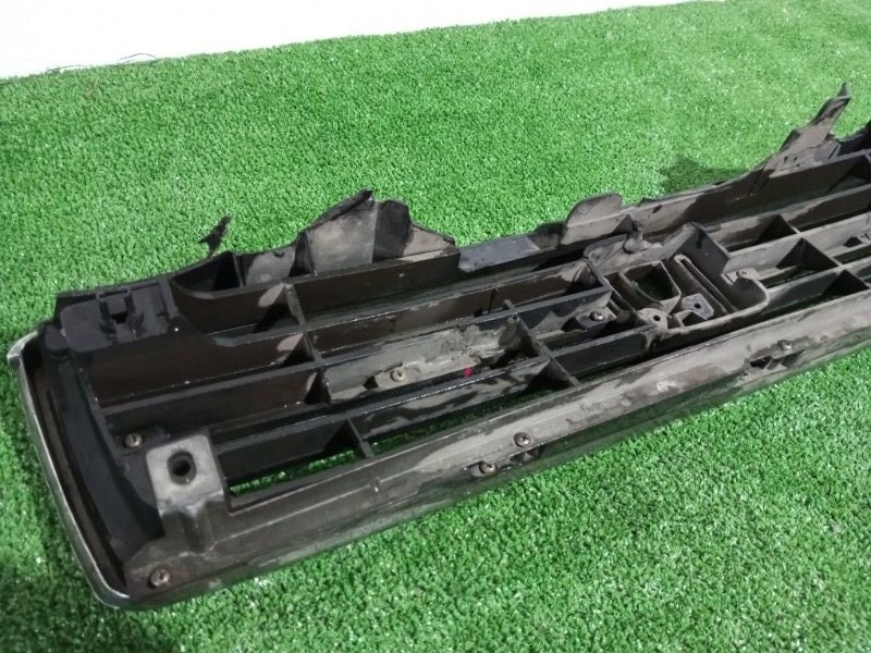 Решетка радиатора, 3000 рублей, Пешки