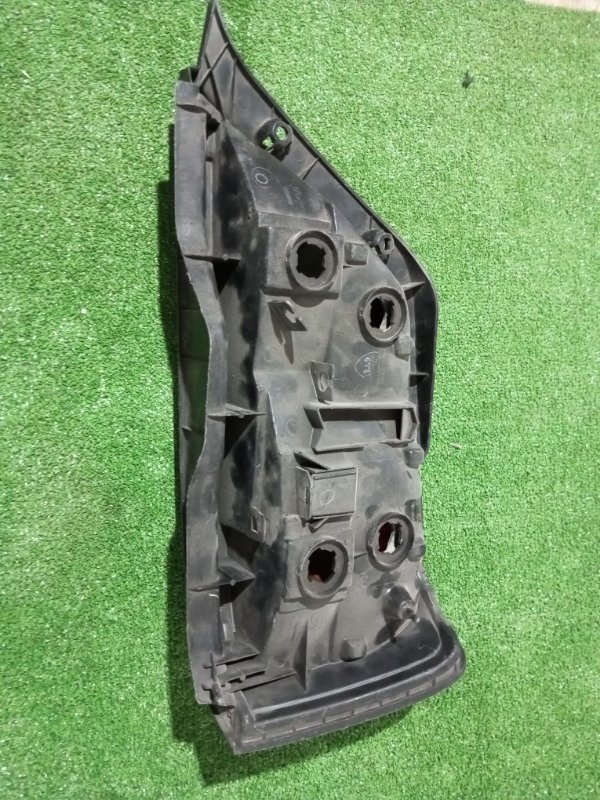 Стоп-сигнал, 2500 рублей, Пешки