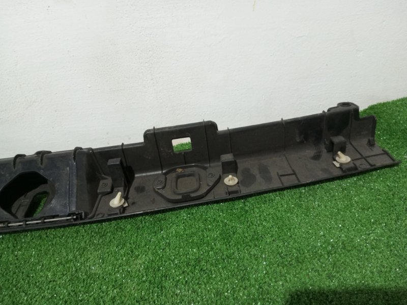 Накладка замка багажника, 1000 рублей, Пешки